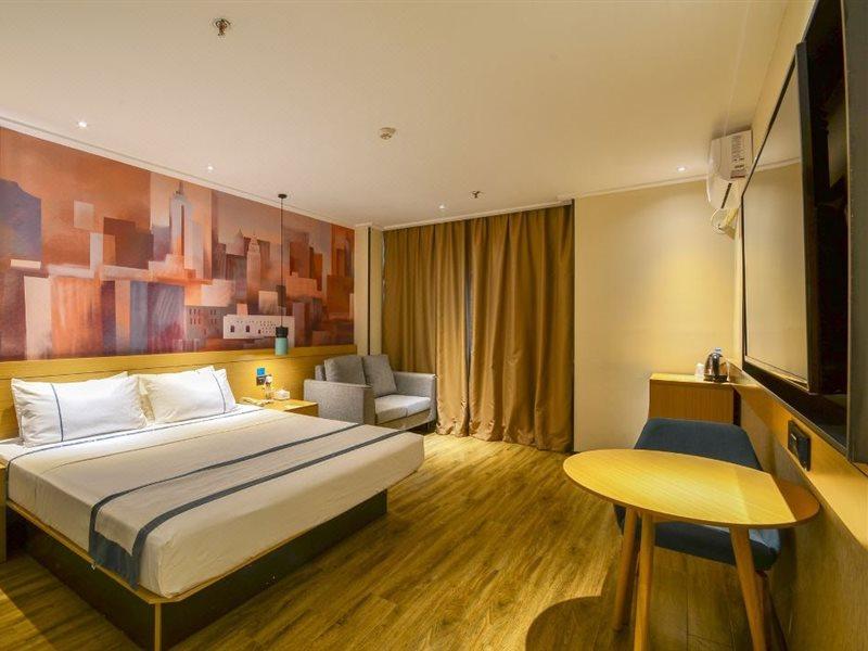 City Comfort Inn Wuhan Caidian Square Exterior photo