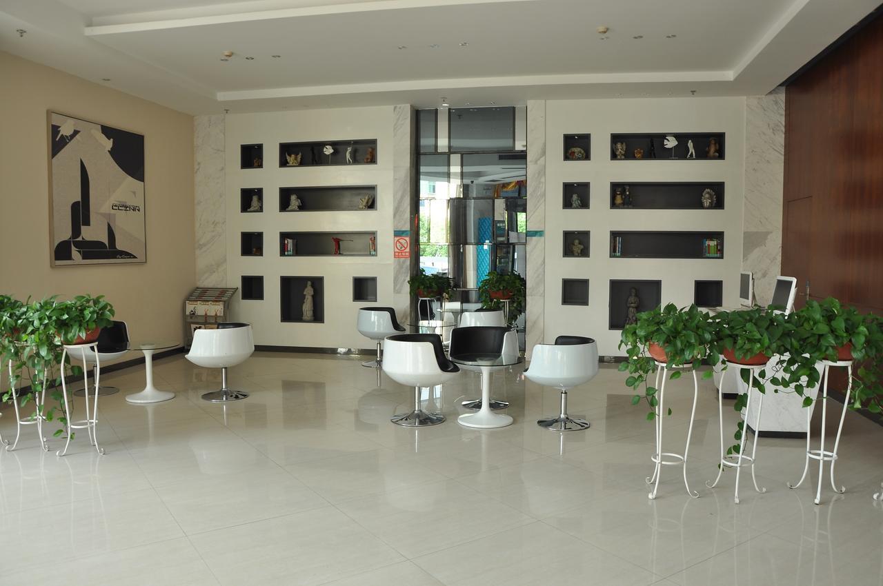 City Comfort Inn Wuhan Caidian Square Exterior photo